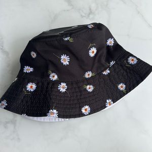 Alice + Olivia Bucket Hat